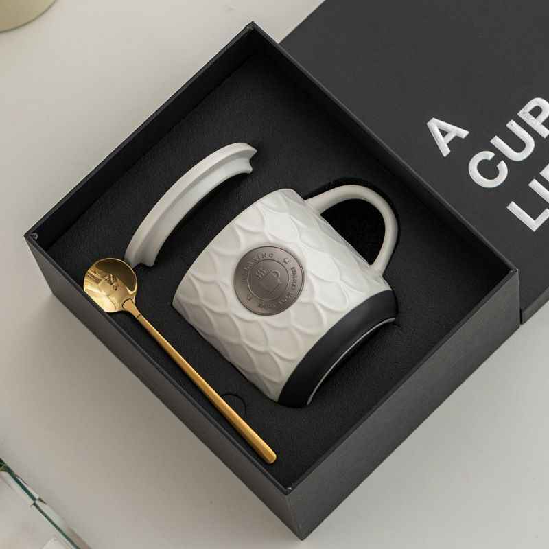 Copper Embossed Ceramic Coffee Mug - Elevate Your Sipping Experience